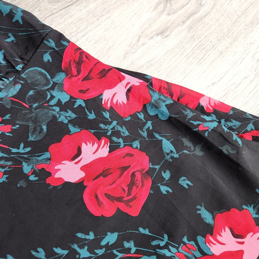 Lulu's Elegant Y2K Vibes Entrance Black Red Floral Print Halter Maxi Dress S - Picture 10 of 12